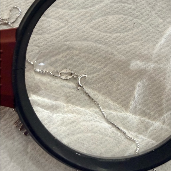 Sterling Silver 'MOM' Necklace 18” with CZ stones with original box - Picture 8 of 8